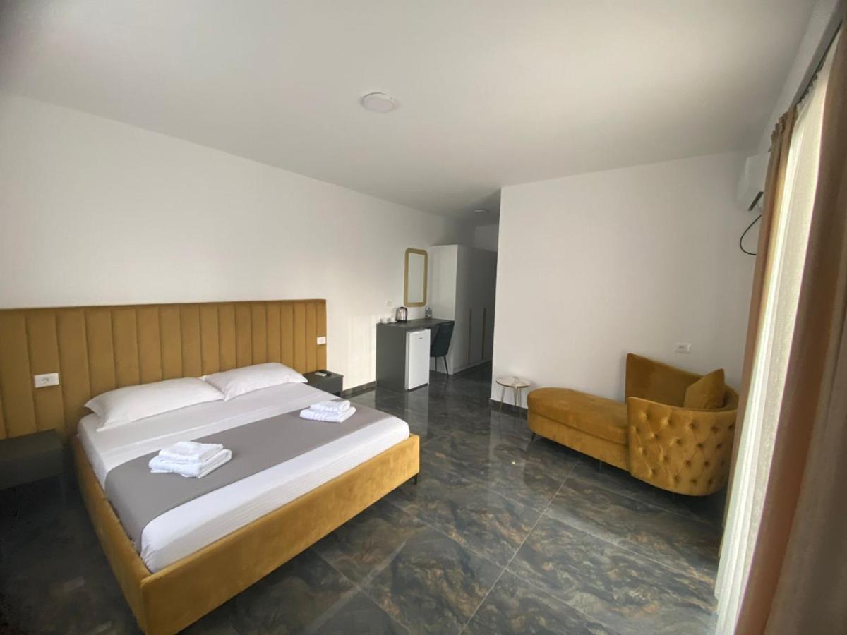 Shëngjin Leodori 3 Suites מראה חיצוני תמונה
