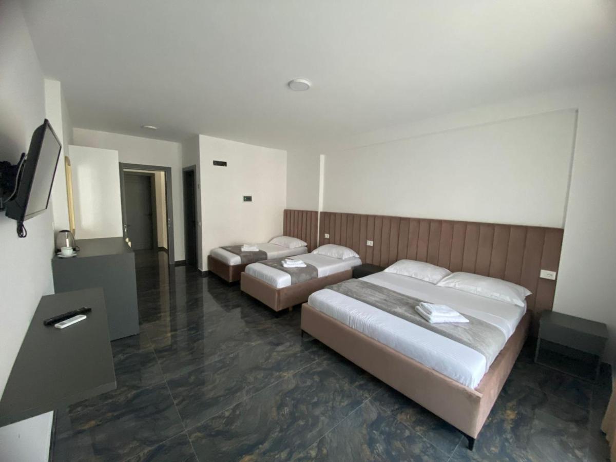 Shëngjin Leodori 3 Suites מראה חיצוני תמונה