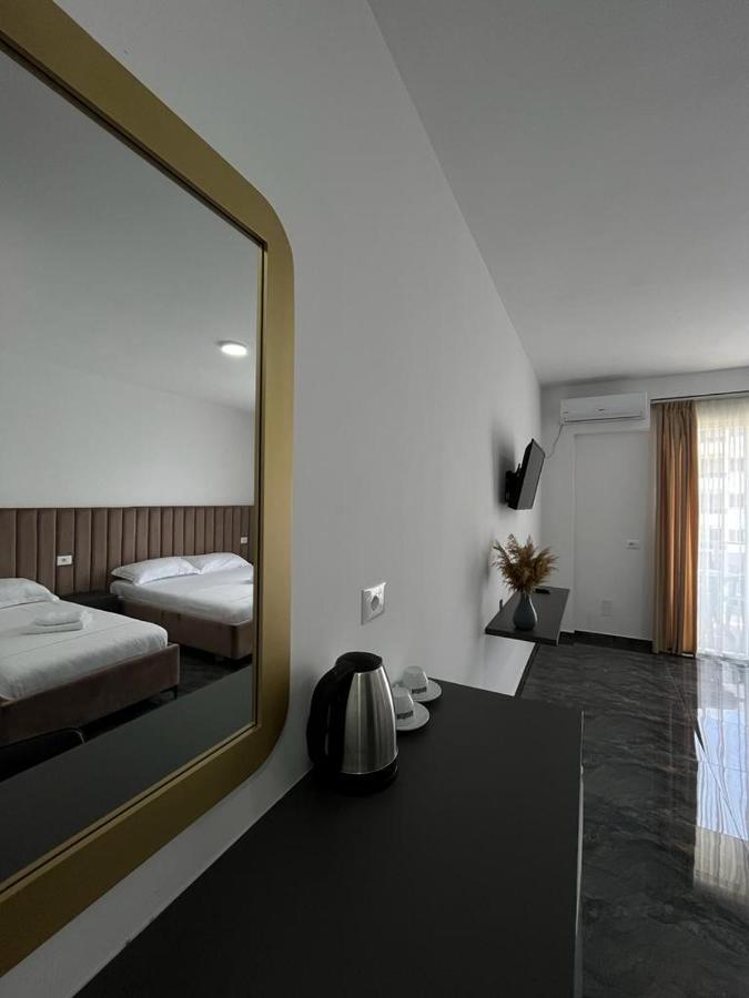 Shëngjin Leodori 3 Suites מראה חיצוני תמונה