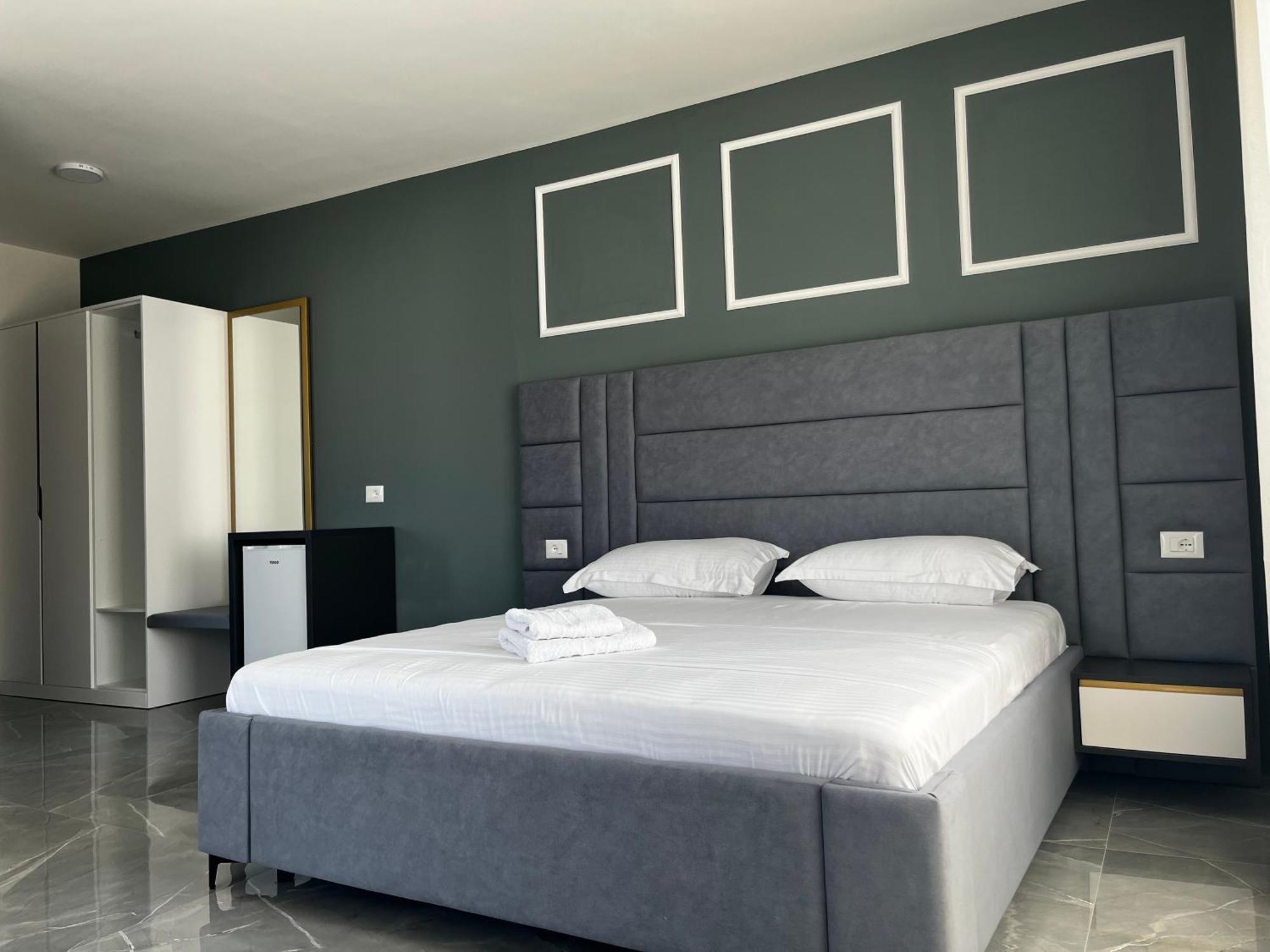 Shëngjin Leodori 3 Suites מראה חיצוני תמונה